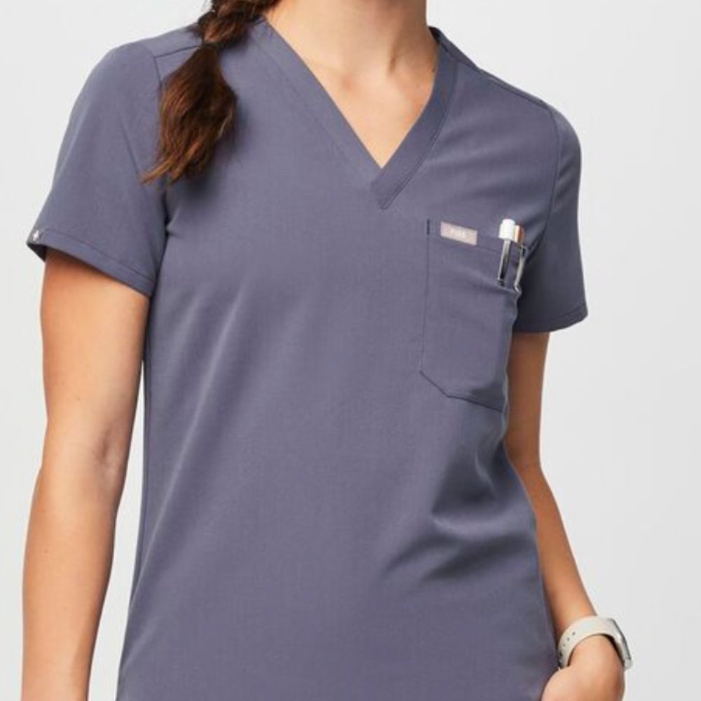 Figs Catarina™ One-Pocket Scrub Top